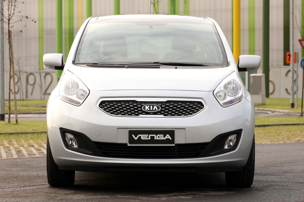 Kia Venga 1 поколение (2010-2014) минивэн 