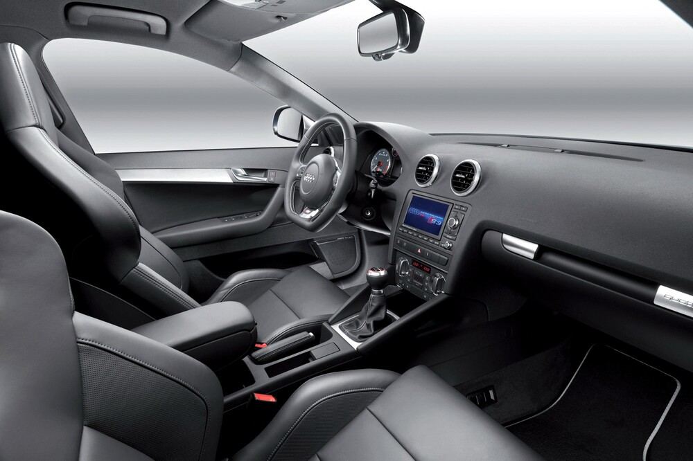 Audi S3 2 поколение 8P/8PA [рестайлинг] (2008-2012) хэтчбек 3 дв