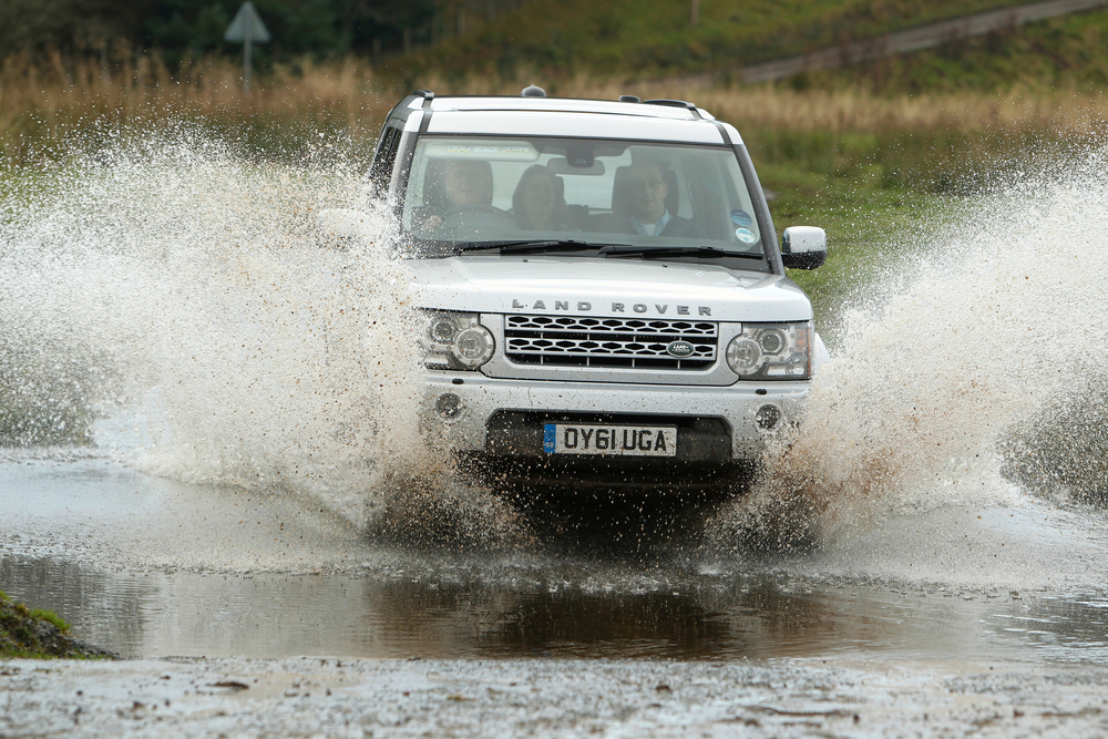 Land Rover Discovery 4 поколение (2009-2013) внедорожник 5 дв