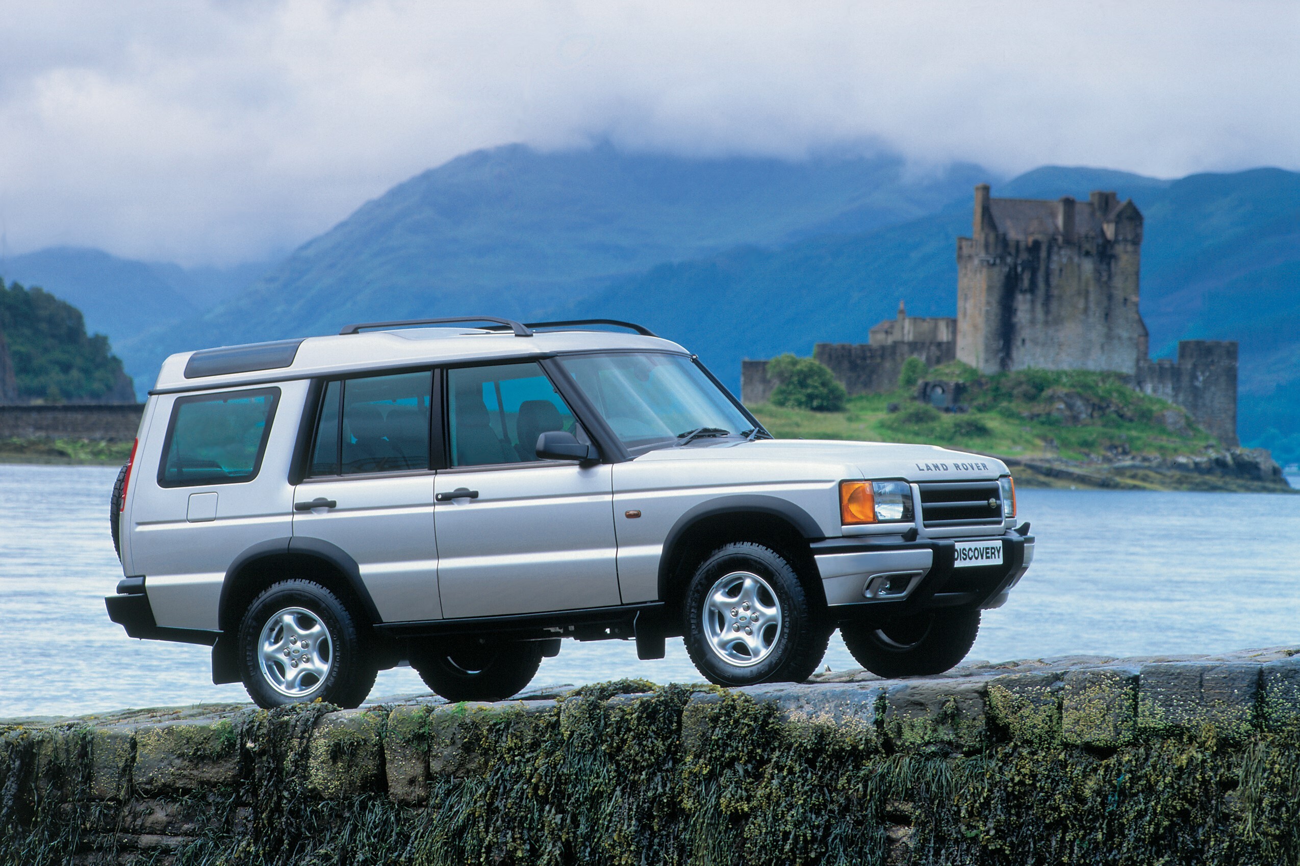 Тд дискавери. Ленд Ровер Дискавери 1999. Land Rover Discovery 2 1999. Ленд Ровер Дискавери 1998. Land Rover Discovery 1999.