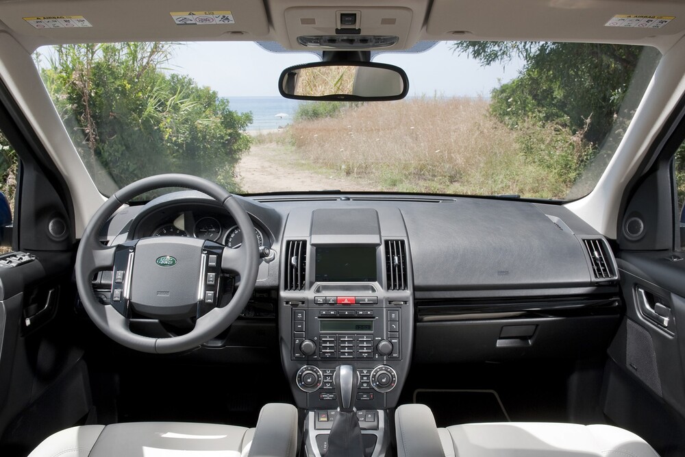Land Rover Freelander 2 поколение [рестайлинг] (2010-2012) кроссовер 
