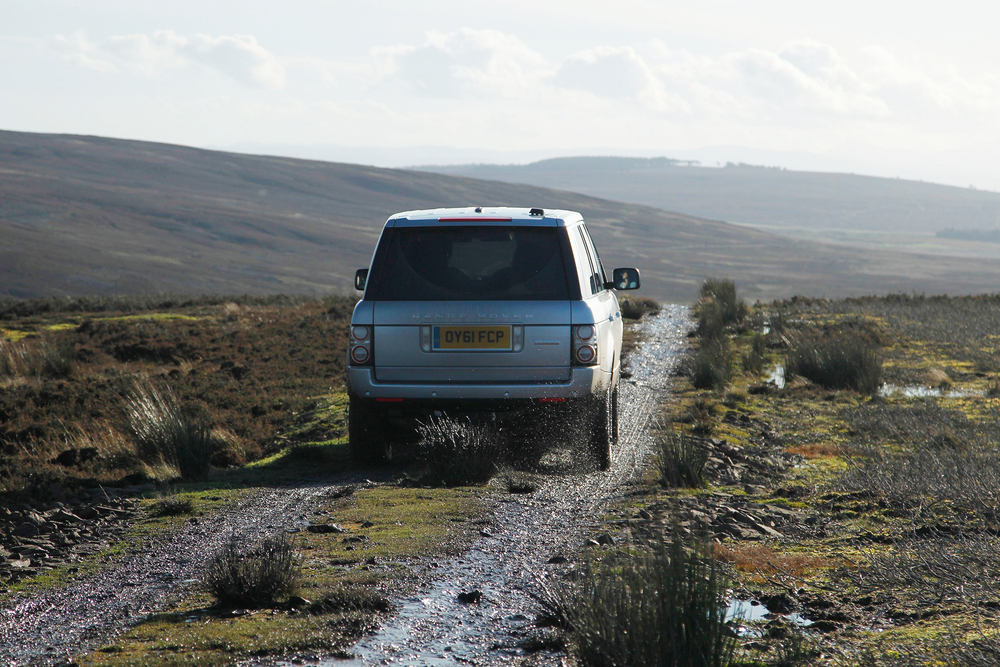 Range Rover 3 поколение 2-й рестайлинг (2009-2012) внедорожник 5 дв