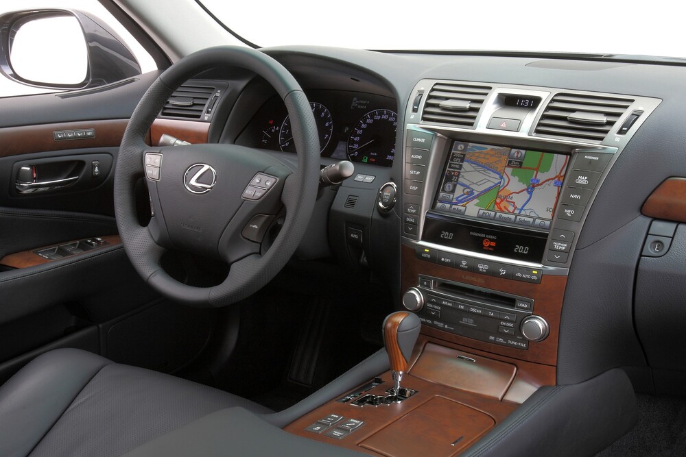 Lexus LS 4 поколение [рестайлинг] (2009-2012) седан