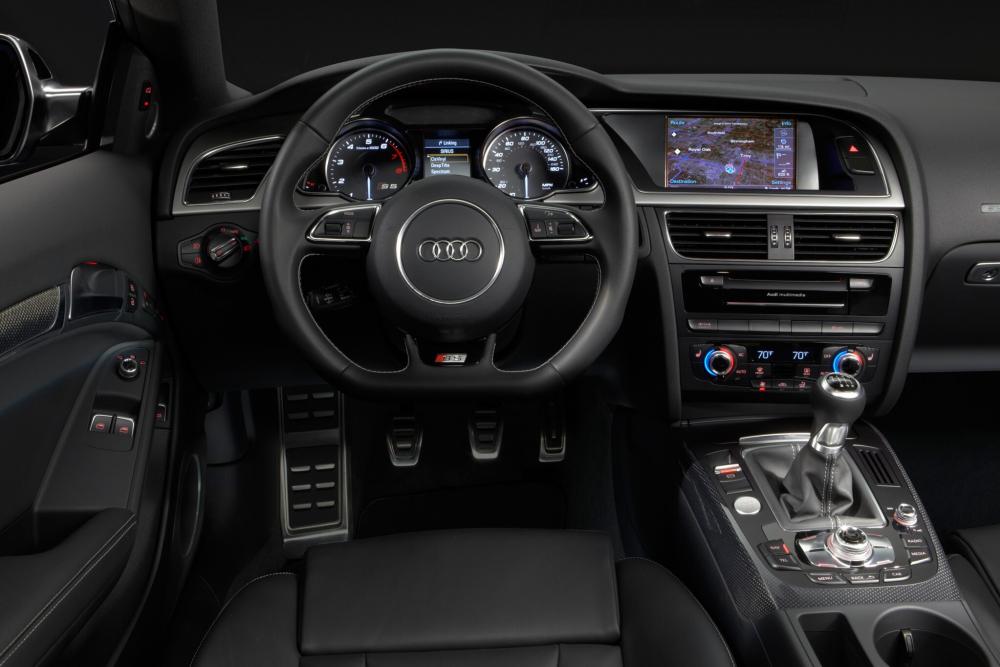 Audi S5 1 поколение 8T рестайлинг Купе интерьер