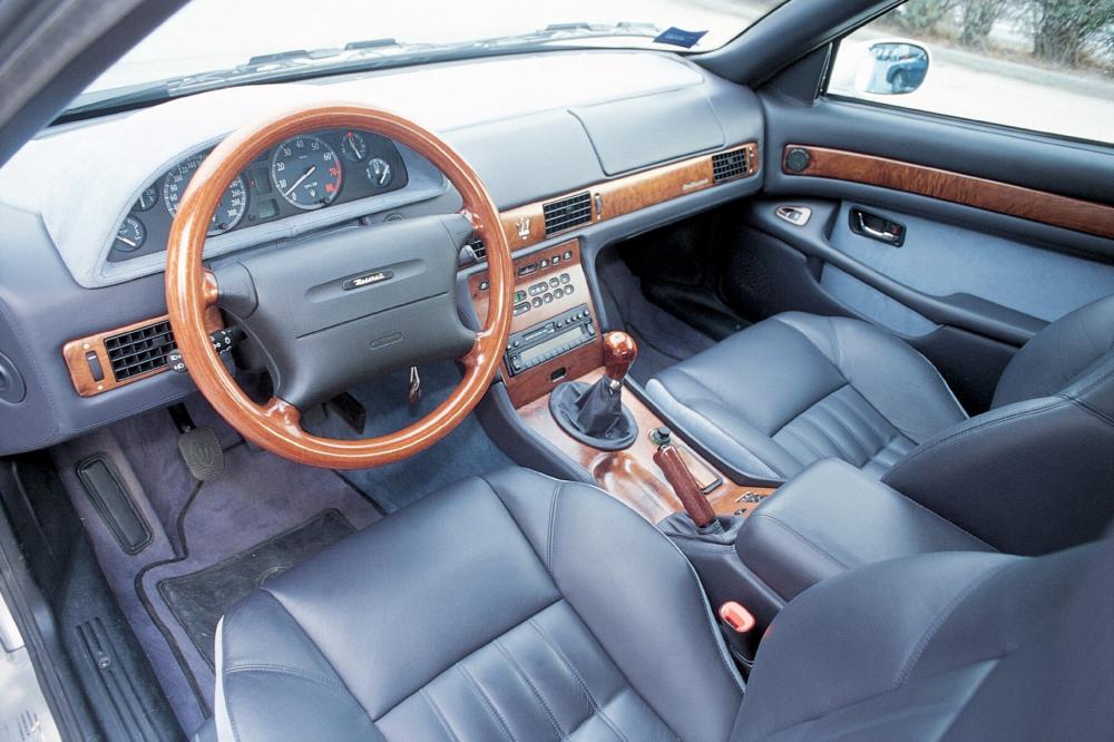 Maserati Quattroporte 4 поколение интерьер 