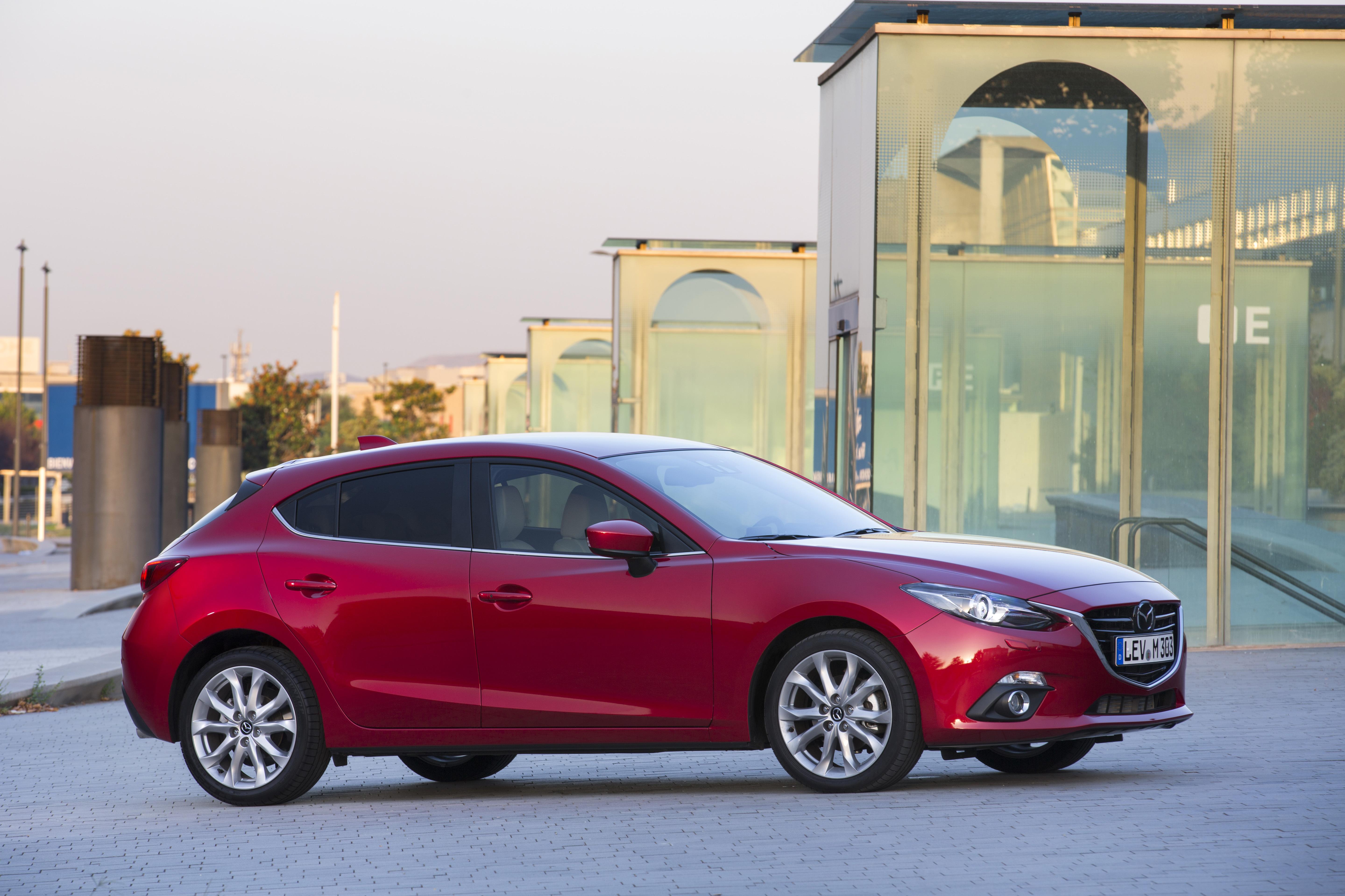 Mazda 3 bm. Mazda 3 SKYACTIV хэтчбек. Мазда 3 2013-2016. Mazda 3 2021. Мазда 3 скайактив 2.0.