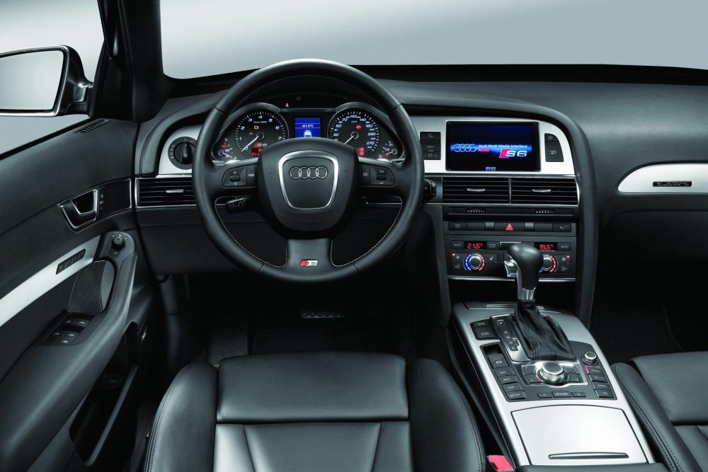 Audi S6 C6 (2006-2008) Универсал интерьер 