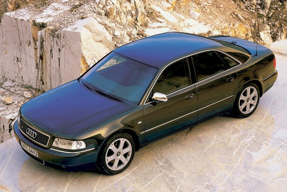 Audi S8 D2 [рестайлинг] (1999-2002) Седан