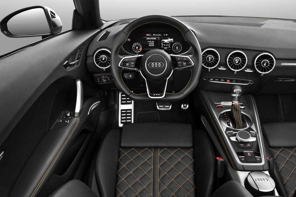Audi TT 8S (2014-2018) Родстер 2-дв. интерьер 
