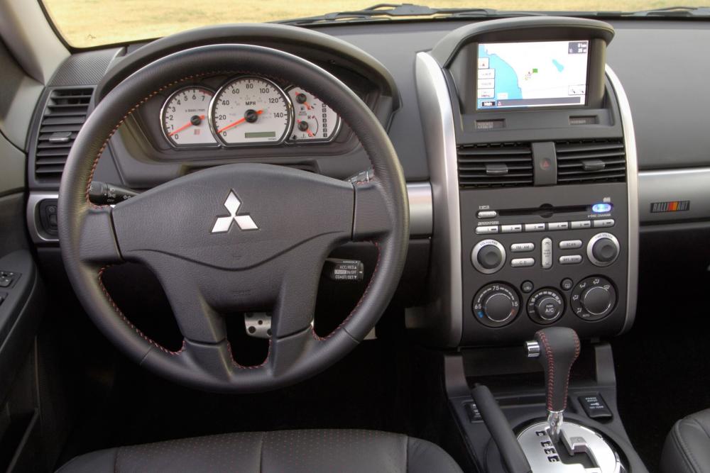 Mitsubishi Galant 9 поколение рестайлинг Седан интерьер