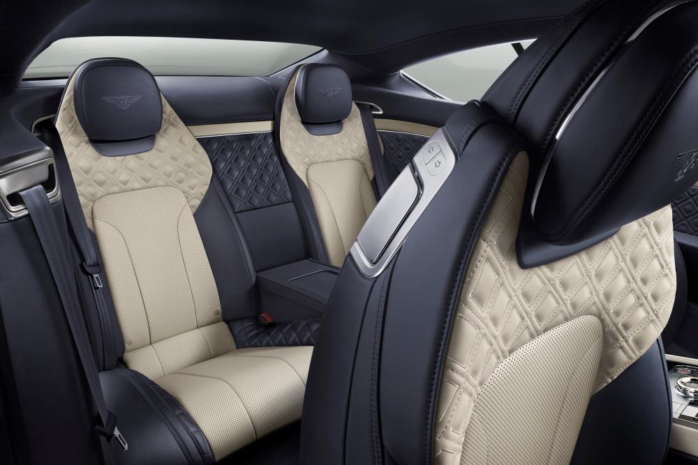 Bentley Continental GT 3 поколение Купе интерьер