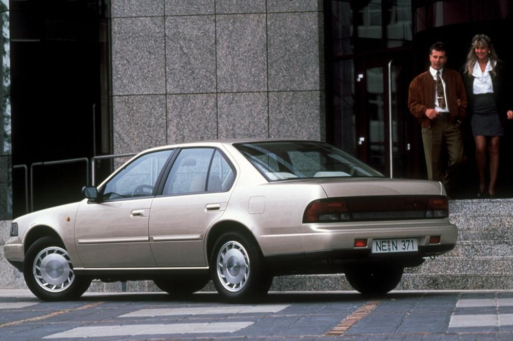 Nissan Maxima J30 (1988-1994) Седан