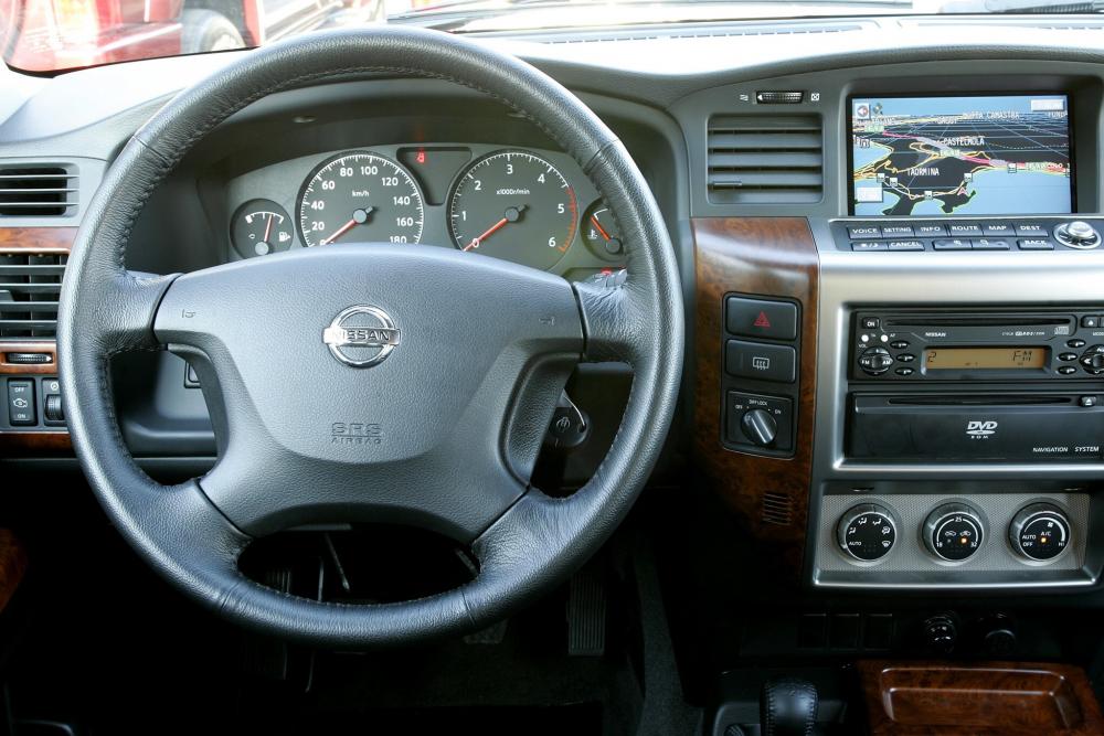 Nissan Patrol 5 поколение Y61 рестайлинг Внедорожник 3-дв.