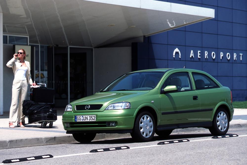 Opel Astra G (1998-2009) Хетчбэк 3-дв.