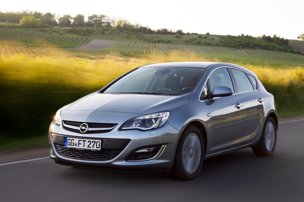 Opel Astra J рестайлинг (2011-2018) Хетчбэк 5-дв.