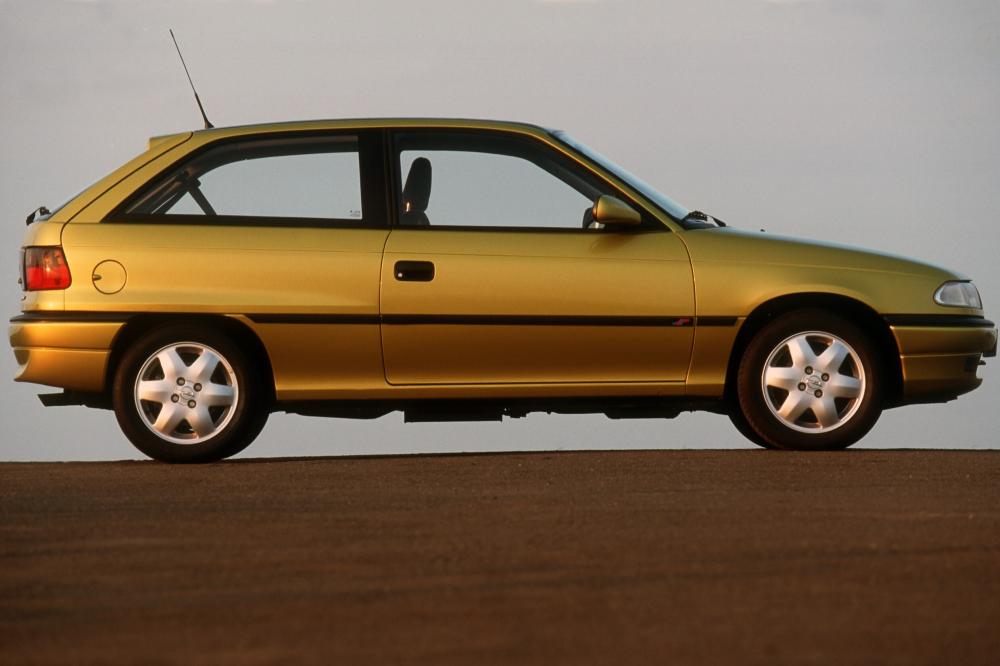 Opel Astra 1 поколение F [рестайлинг] (1994-1998) Хетчбэк 3-дв.