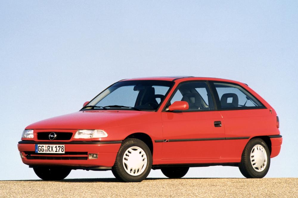 Opel Astra 1 поколение F [рестайлинг] (1994-1998) Хетчбэк 3-дв.