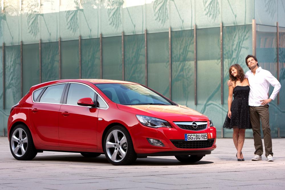 Opel Astra J (2009-2012) Хетчбэк 5-дв.