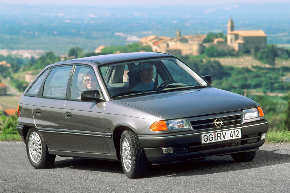 Opel Astra 1 поколение F (1991-1994) Хетчбэк 5-дв.