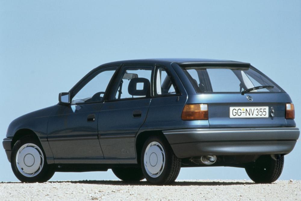 Opel Astra 1 поколение F (1991-1994) Хетчбэк 5-дв.