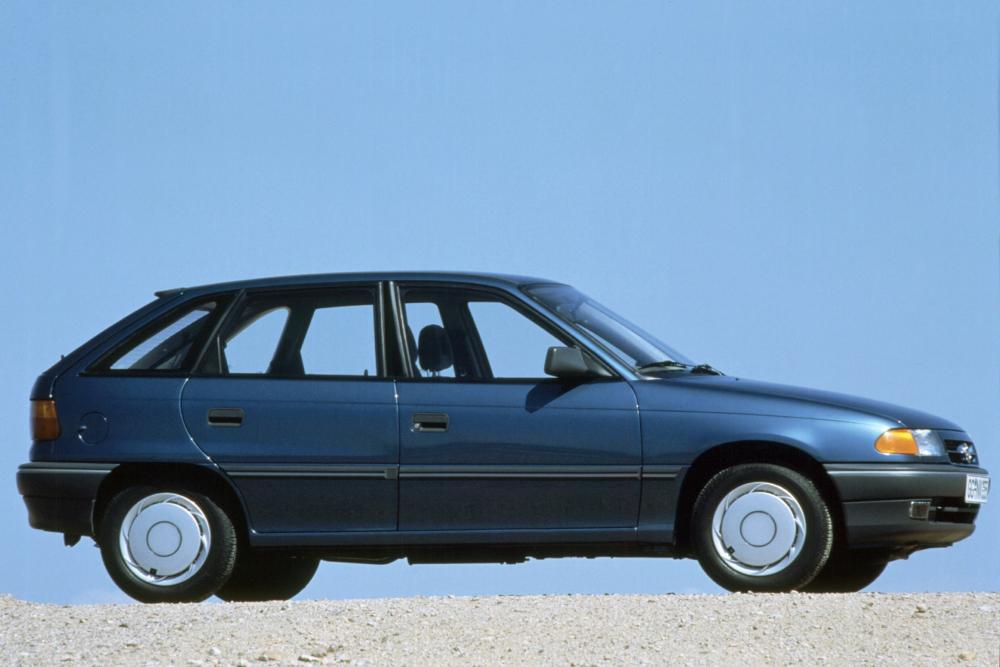 Opel Astra 1 поколение F (1991-1994) Хетчбэк 5-дв.