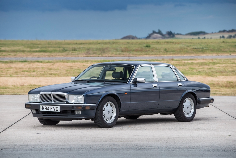 Jaguar XJ 2 поколение XJ40 (1986-1994) седан 