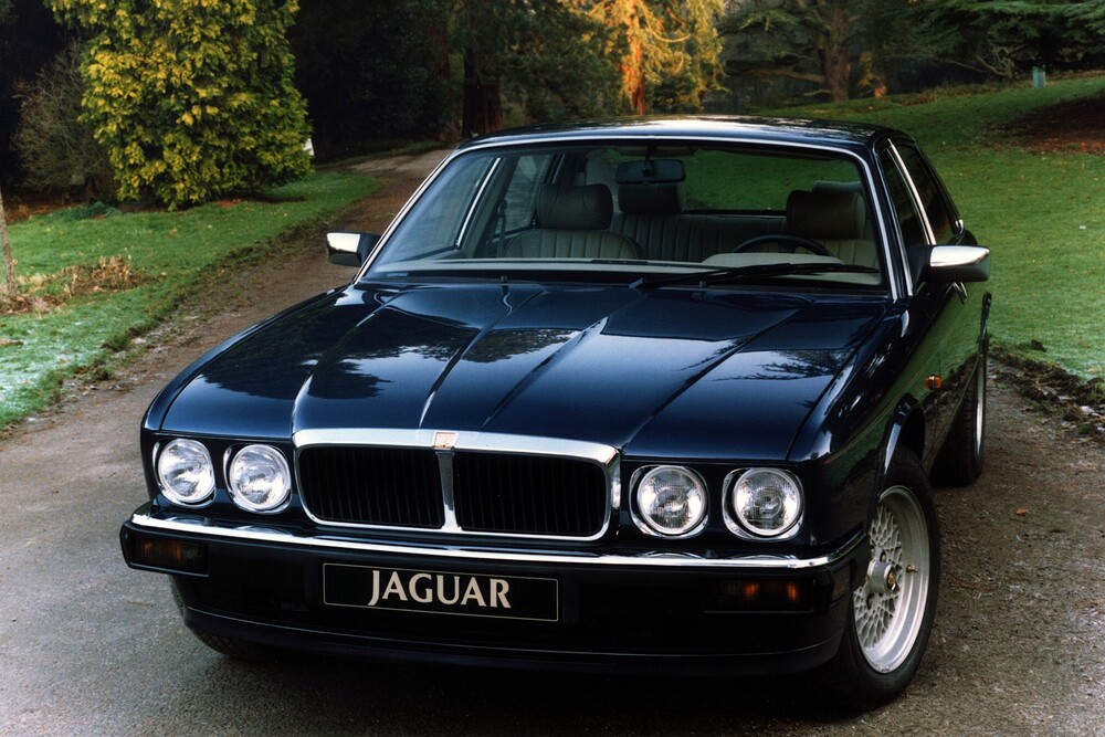 Jaguar XJ 2 поколение XJ40 (1986-1994) седан 