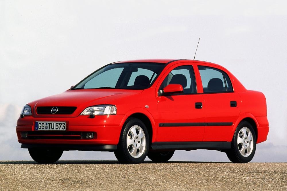 Opel Astra G (1998-2009) Седан 4-дв.
