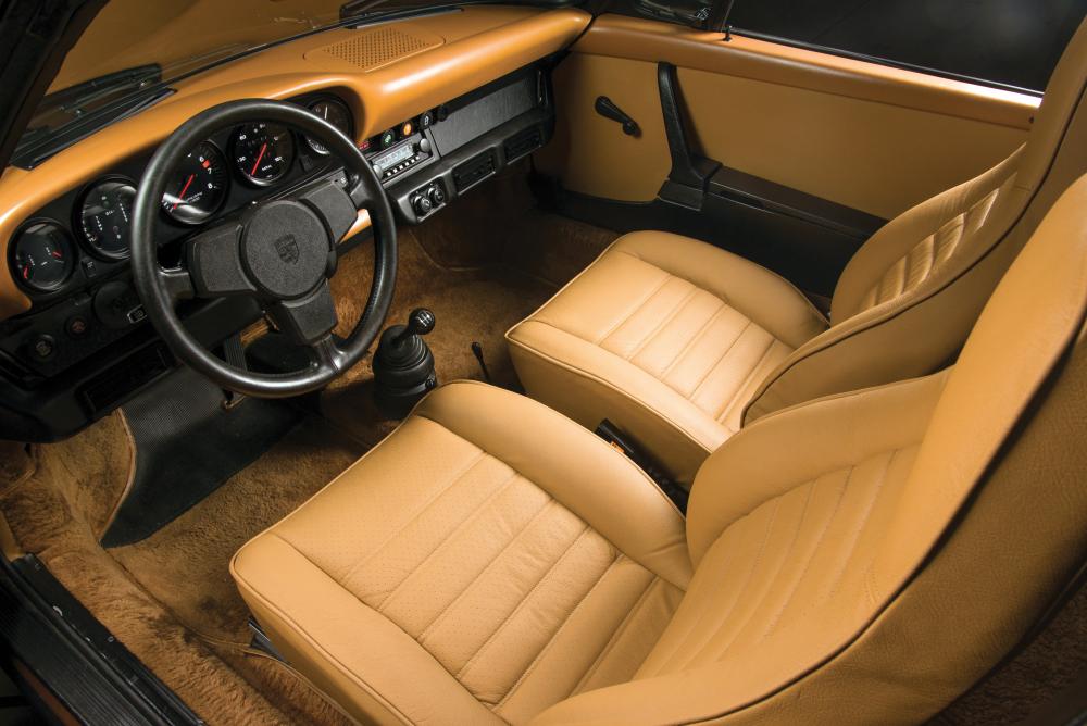 Porsche 911 2 поколение 930 (1974-1989) Тарга Targa интерьер 