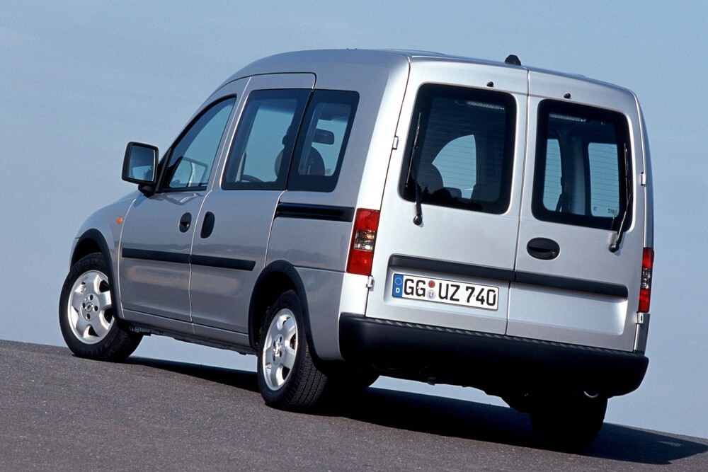 Opel Combo 2 поколение C (2001-2003) Tour минивэн