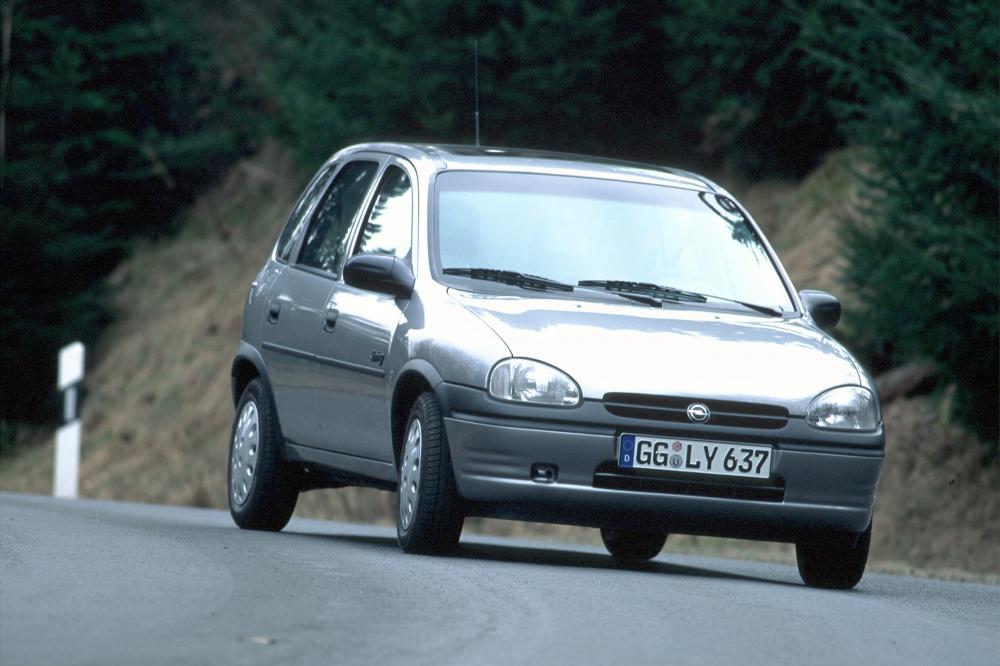 Opel Corsa 2 поколение B (1993-1997) Хетчбэк 5-дв.