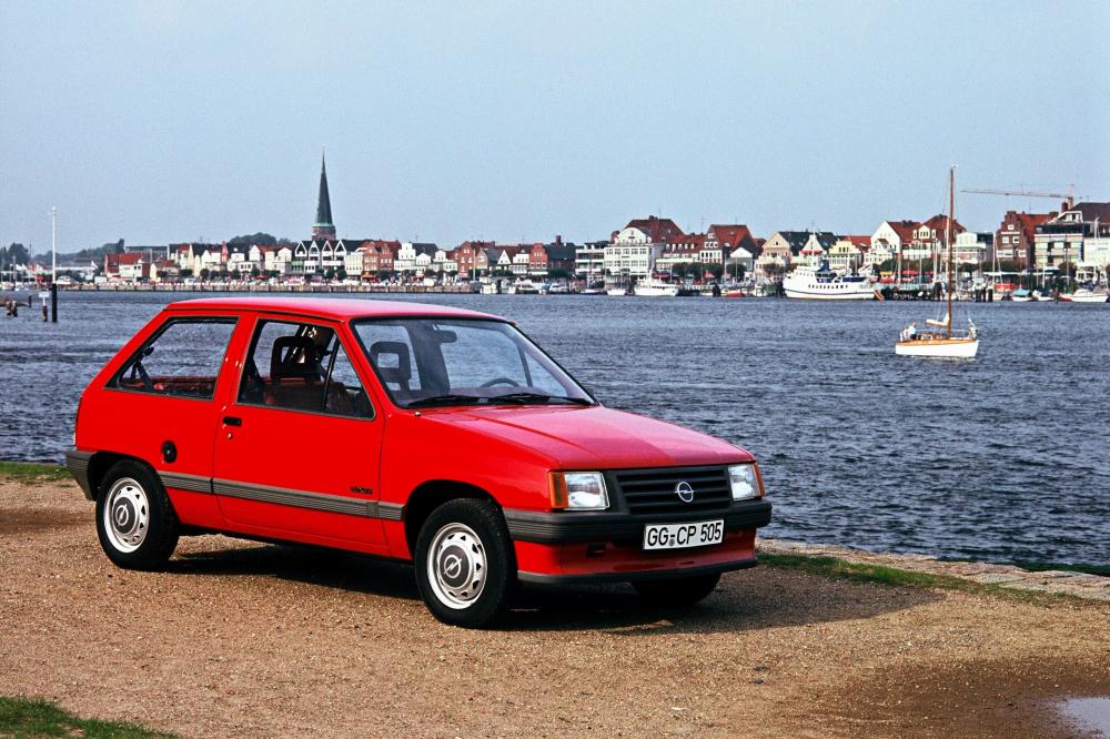 Opel Corsa 1 поколение A (1982-1987) Хетчбэк 3-дв.