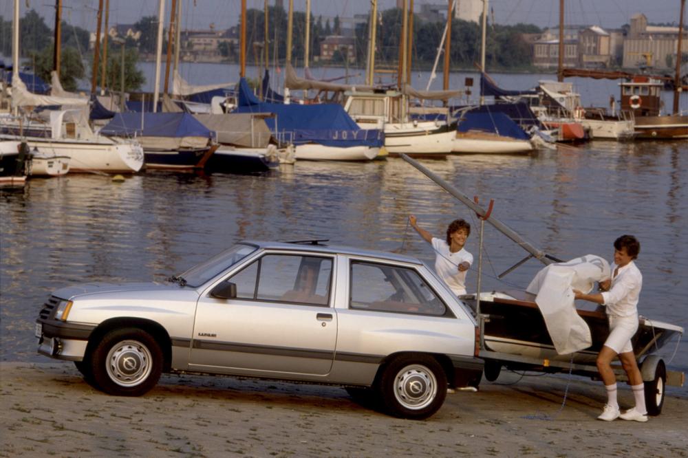 Opel Corsa 1 поколение A (1982-1987) Хетчбэк 3-дв.