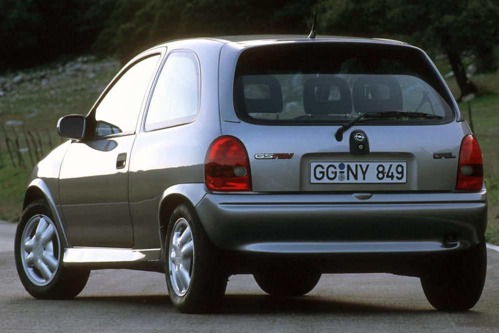Opel Corsa 2 поколение B (1993-1997) GSi хетчбэк 3-дв.
