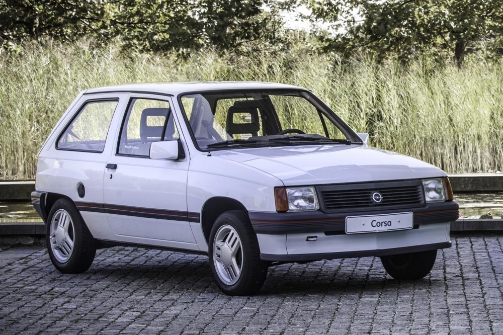Opel Astra 1 поколение A [рестайлинг] (1987-1990)