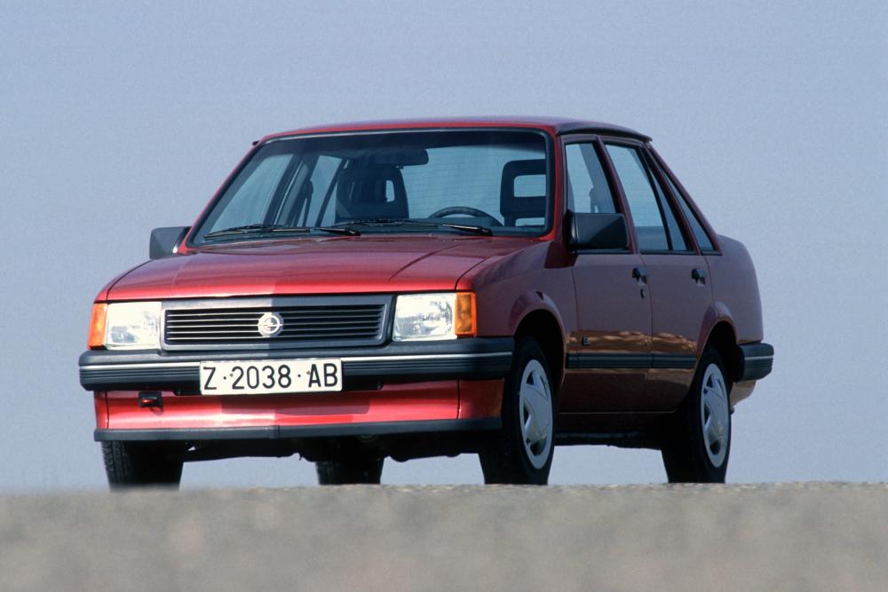 Opel Corsa 1 поколение A (1985-1987) Седан 4-дв.
