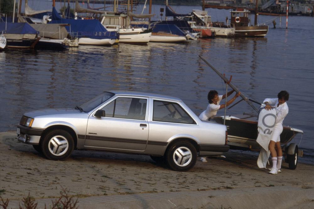 Opel Corsa 1 поколение A (1983-1985) Седан 2-дв.