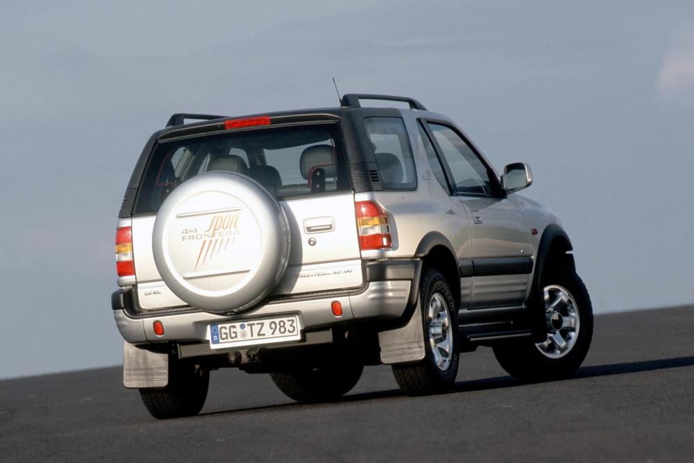 Opel Frontera 2 поколение B (1998-2001) Sport внедорожник 3-дв.