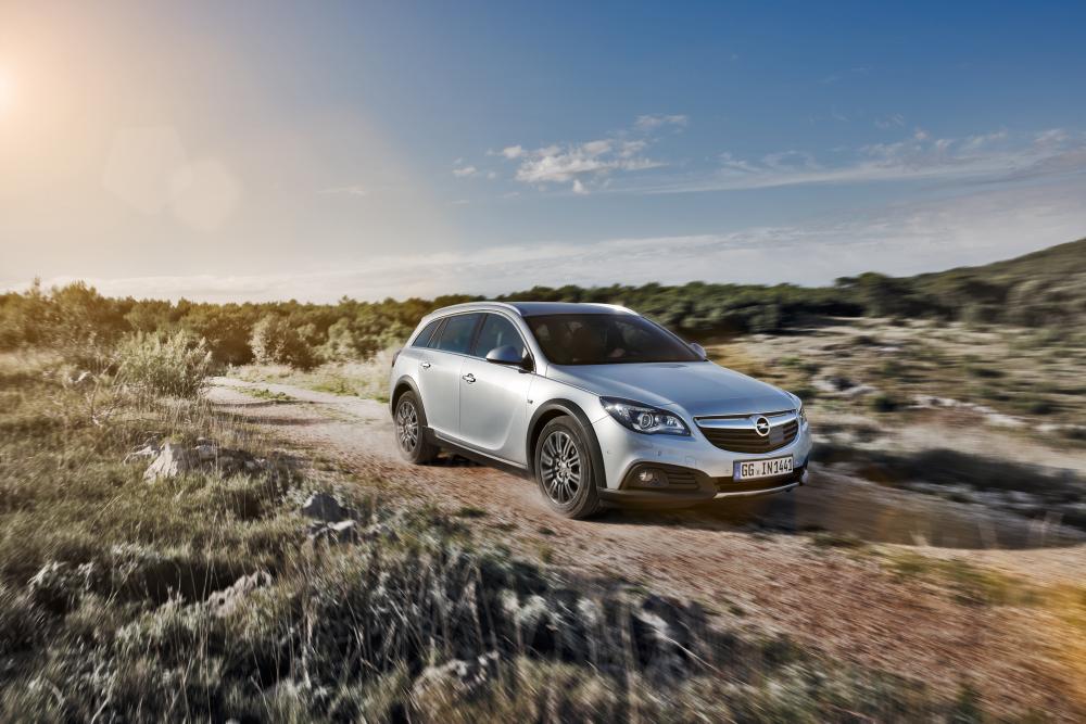 Opel Insignia A рестайлинг (2013-2018) Country Tourer универсал 5-дв.
