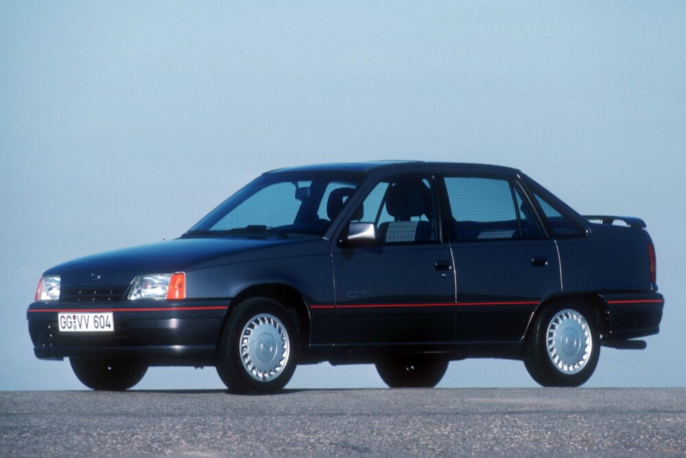 Opel Kadett E [рестайлинг] (1989-1993) Седан