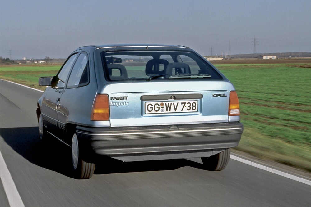 Opel Kadett E [рестайлинг] (1989-1993) Хетчбэк 3-дв.