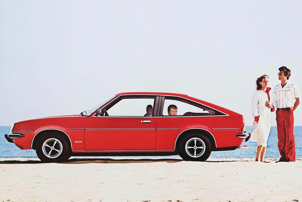 Opel Manta B (1978-1982) CC хетчбэк