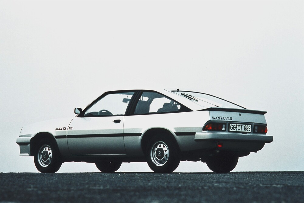 Opel Manta B [рестайлинг] (1982-1988) CC хетчбэк