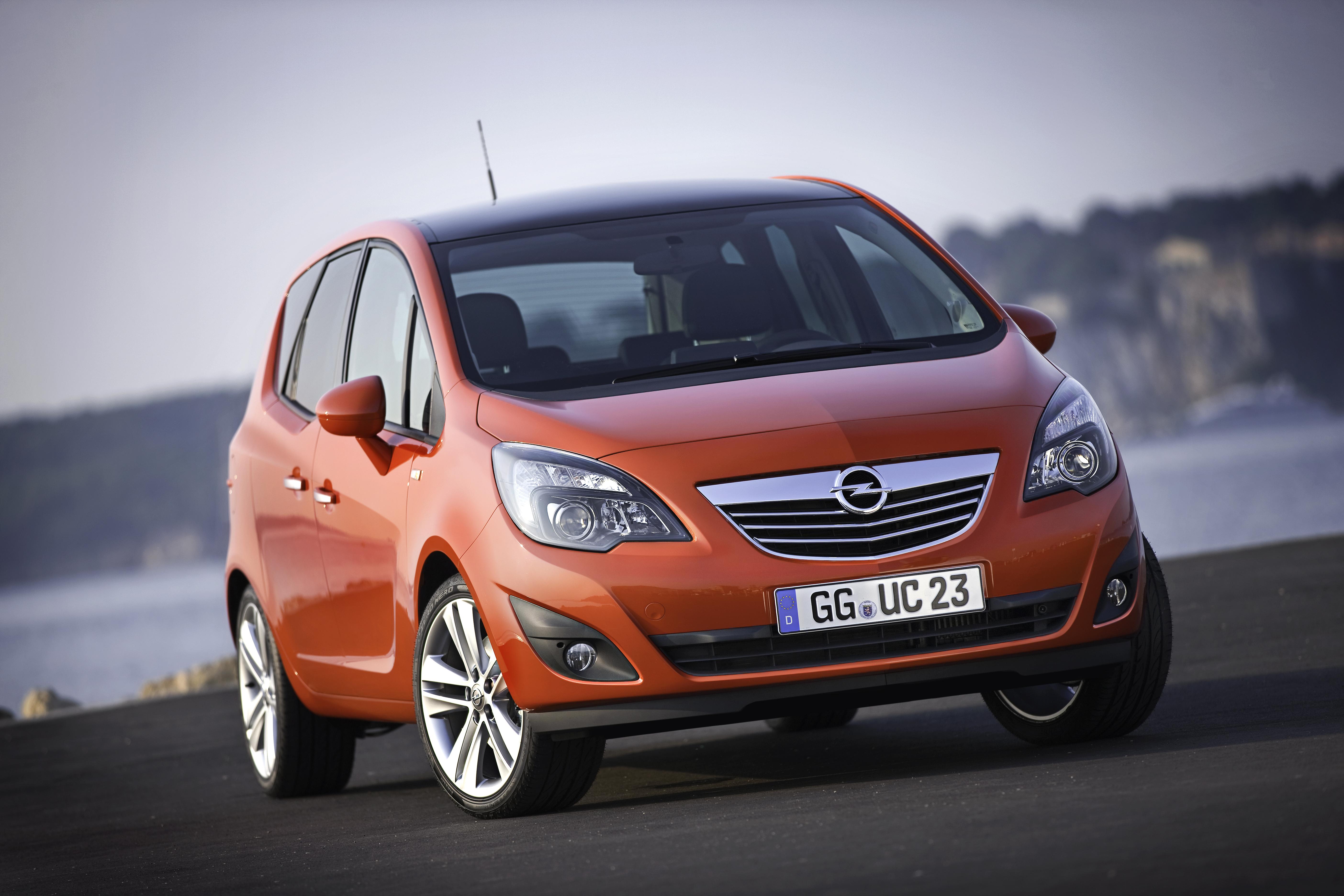 Opel большой. Opel Meriva 2010. Opel Meriva 2 поколение. Опель Мерива 2014. Opel Meriva 2012.