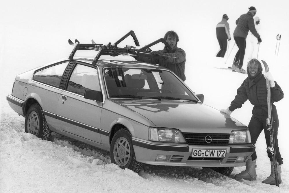 Opel Monza A2 (1982-1986) купе 