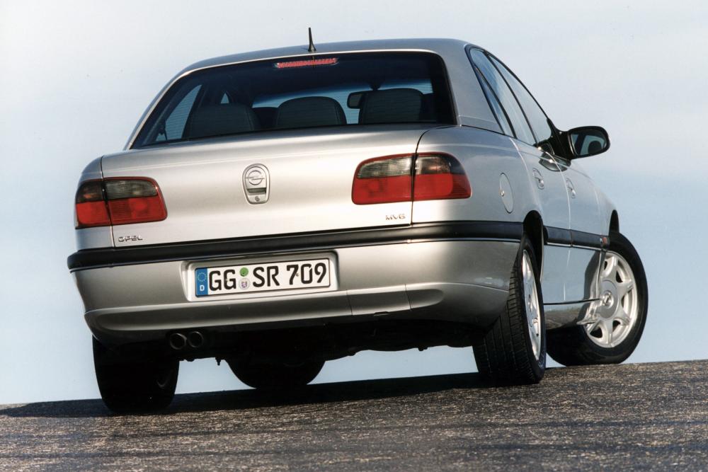 Opel Omega 2 поколение B (1994-1999) Седан