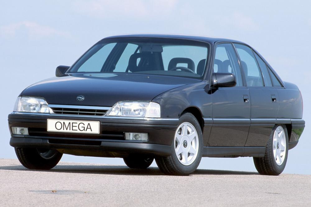 Opel Omega 1 поколение A [рестайлинг] (1990-1994) Седан