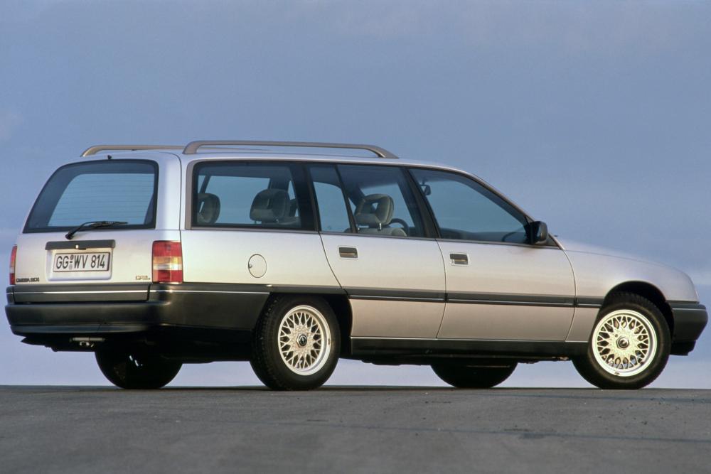 Opel Omega 1 поколение A (1986-1990) Универсал