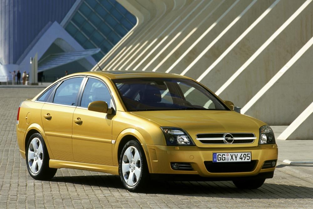 Opel Vectra 3 поколение C (2002-2005) GTS хетчбэк