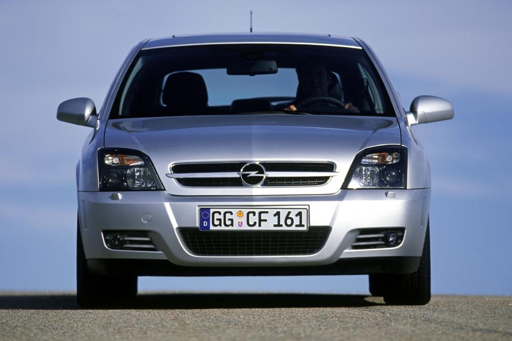 Opel Vectra 3 поколение C (2002-2005) GTS хетчбэк